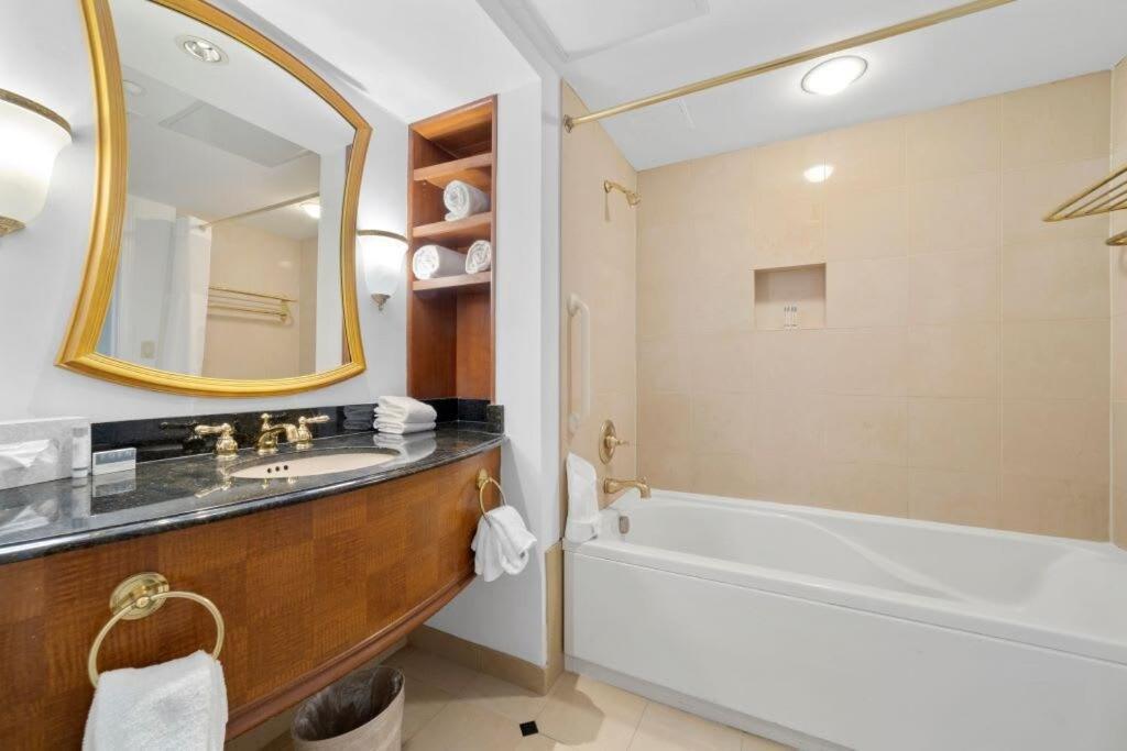 Apartment Huge Beachfront Cozysuites At Showboat Atlantic City